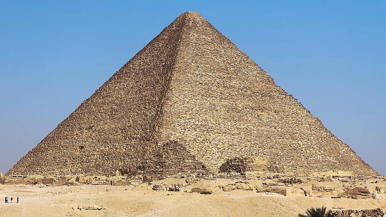 Fotografía de la Gran Pirámide de Keops, el monumento conservado.